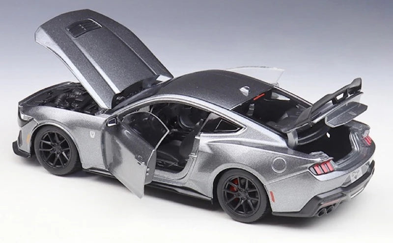 [Maisto] 1:24 Ford 2024 Mustang Dark Horse Gray Model Car Die-Cast