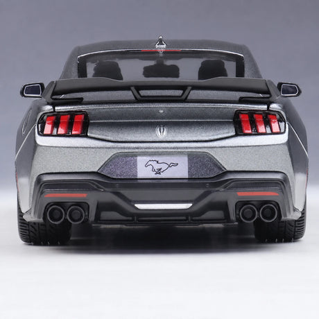 [Maisto] 1:24 Ford 2024 Mustang Dark Horse Gray Model Car Die-Cast