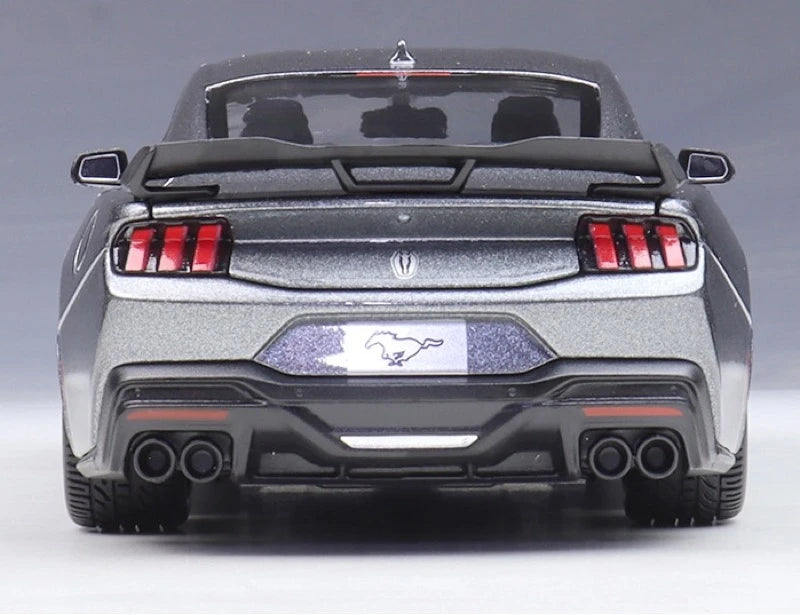 [Maisto] 1:24 Ford 2024 Mustang Dark Horse Gray Model Car Die-Cast
