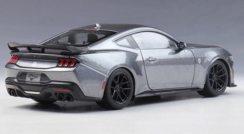 [Maisto] 1:24 Ford 2024 Mustang Dark Horse Gray Model Car Die-Cast
