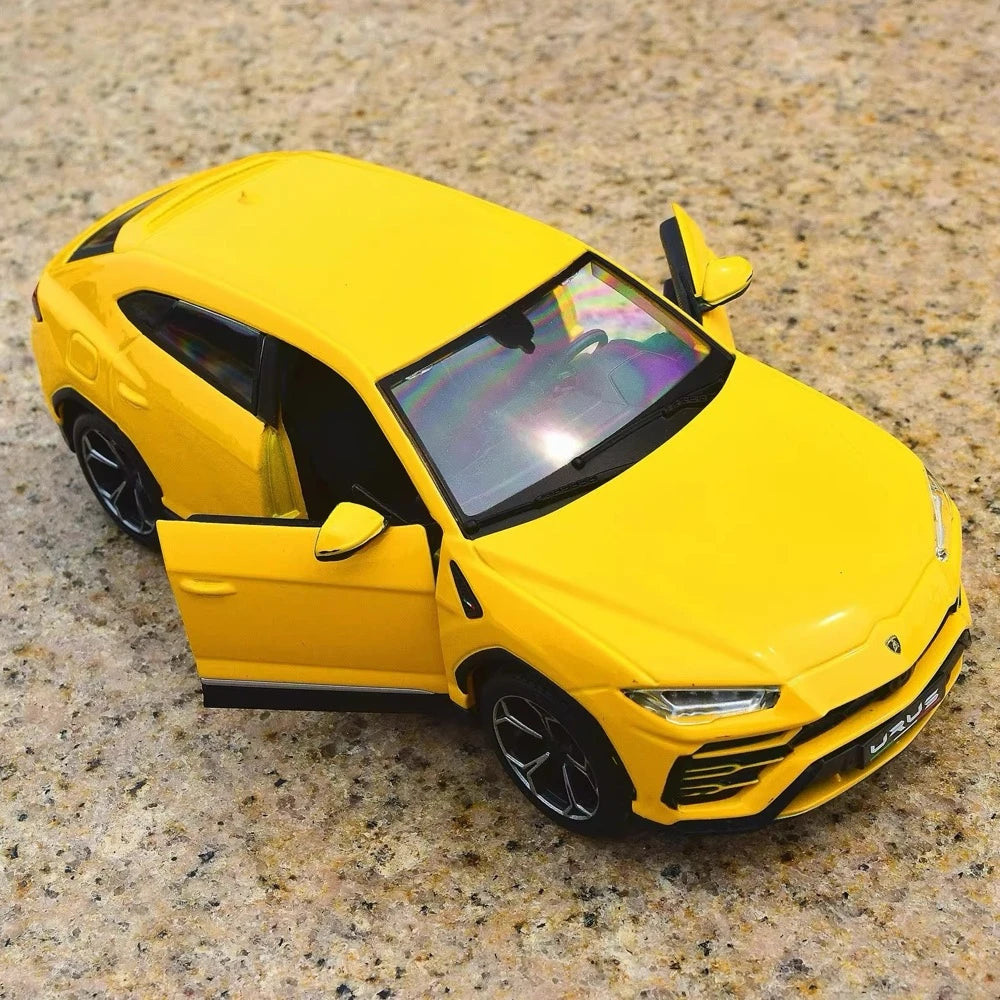 [Maisto] 1:24 Lamborghini 2017 Urus Yellow Model Car Die-Cast