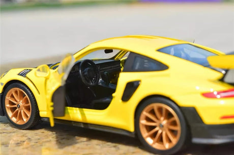 [Maisto] 1:24 Porsche 2018 911 GT2 RS Yellow Model Car Die-Cast