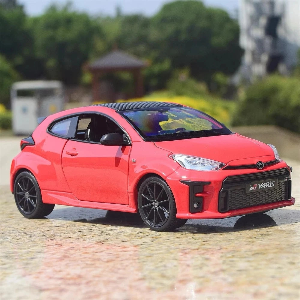 [Maisto] 1:24 Toyota 2024 GR Yaris Red Model Car Die-Cast