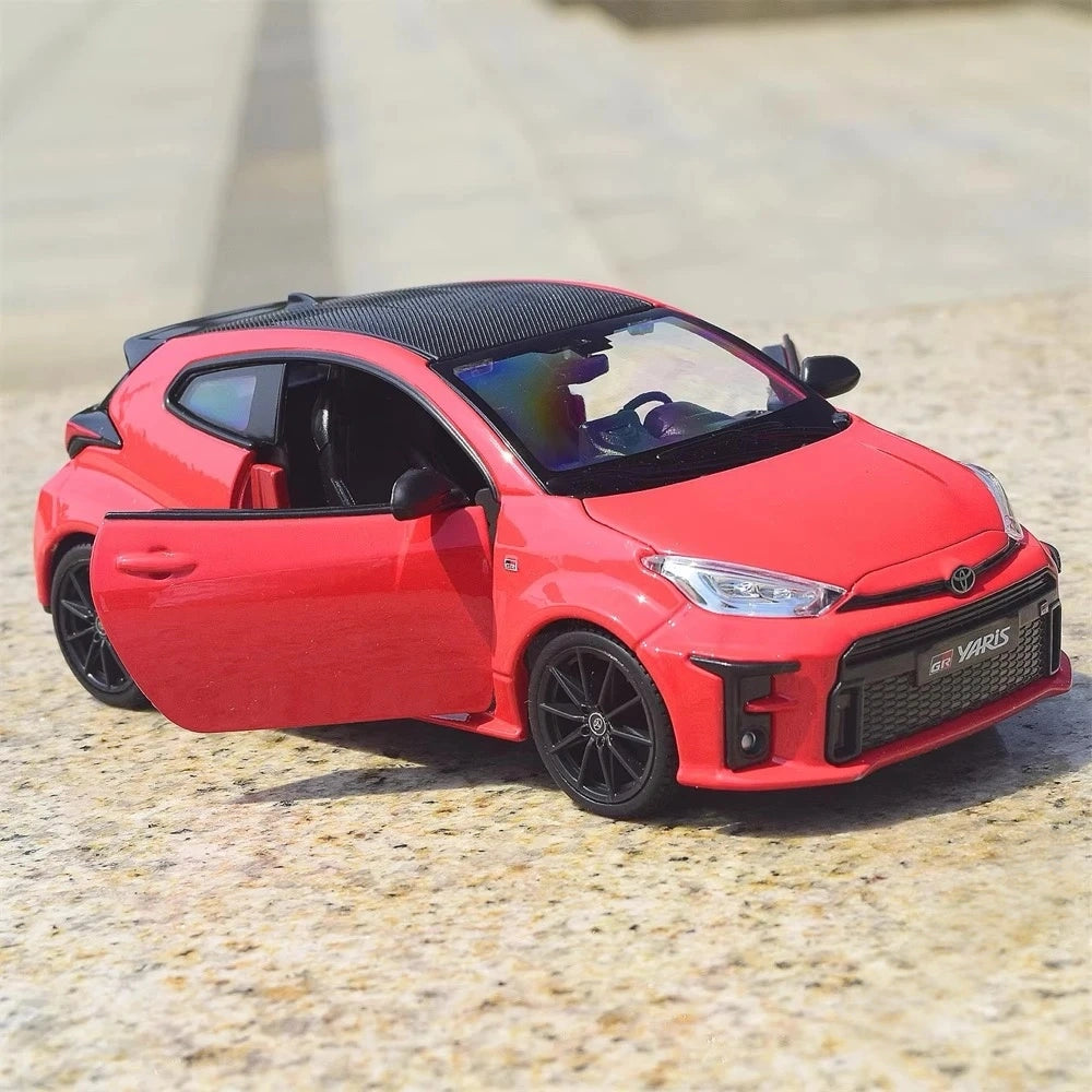 [Maisto] 1:24 Toyota 2024 GR Yaris Red Model Car Die-Cast