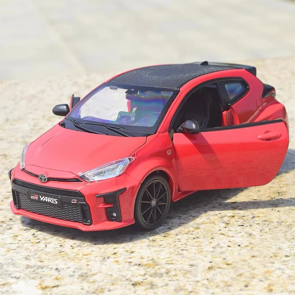 [Maisto] 1:24 Toyota 2024 GR Yaris rouge voiture miniature Die-Cast