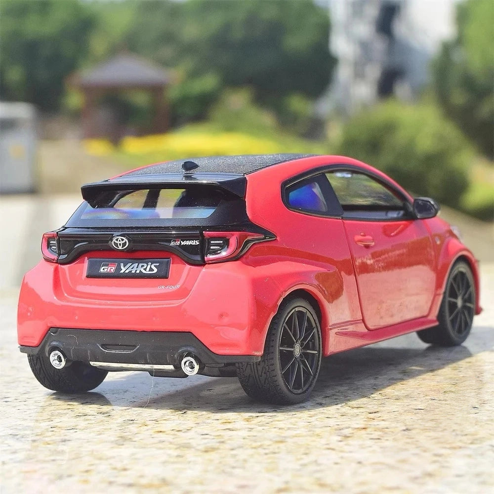 [Maisto] 1:24 Toyota 2024 GR Yaris rouge voiture miniature Die-Cast
