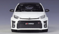 [Maisto] 1:24 Toyota 2024 GR Yaris bianco modellino di auto Die-Cast