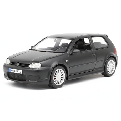 [Maisto] 1:24 Volkswagen 2004 Golf R32 zwart modelauto Die-Cast