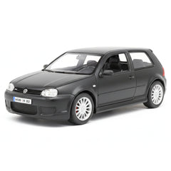 [Maisto] 1:24 Volkswagen 2004 Golf R32 Black Model Car Die-Cast