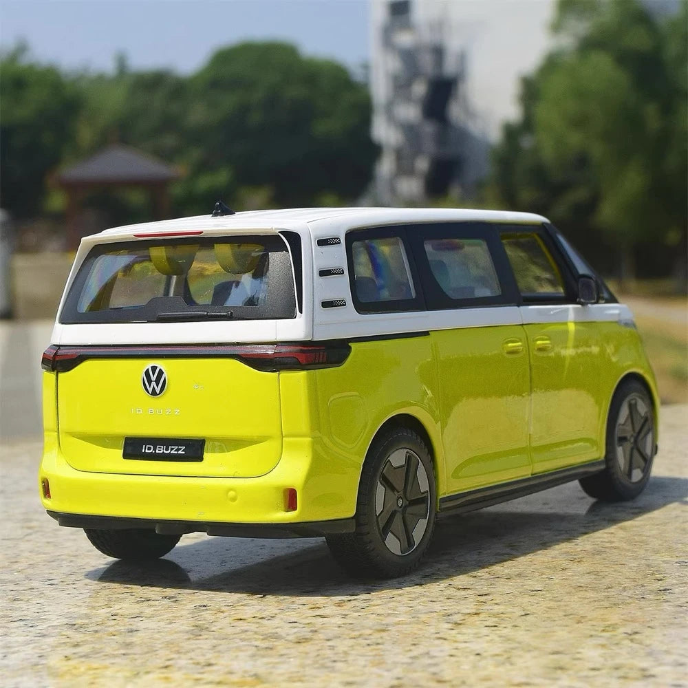 [Maisto] 1:24 Volkswagen 2022 ID. Buzz jaune voiture miniature Die-Cast