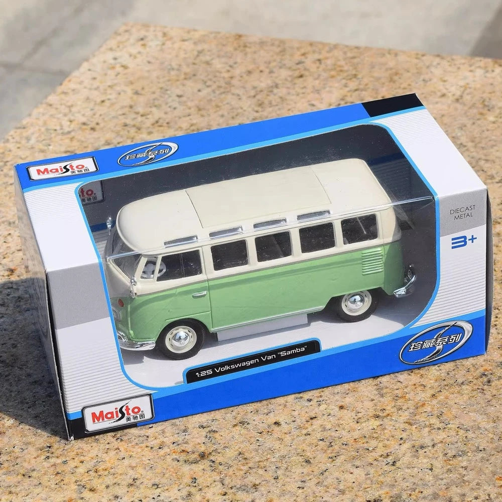 [Maisto] 1:24 Volkswagen 1962 T1 Microbus Green Model Car Die-Cast