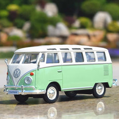 [Maisto] 1:24 Volkswagen 1962 T1 Microbus Green Model Car Die-Cast
