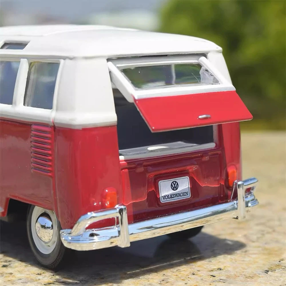 [Maisto] 1:24 Volkswagen 1962 T1 Microbus Red Model Car Die-Cast