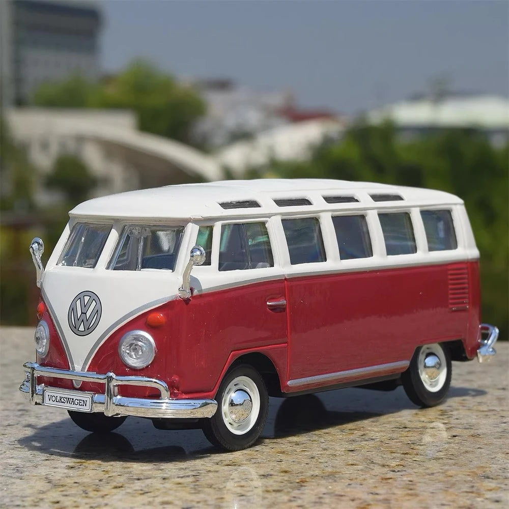 [Maisto] 1:24 Volkswagen 1962 T1 Microbus Red Model Car Die-Cast