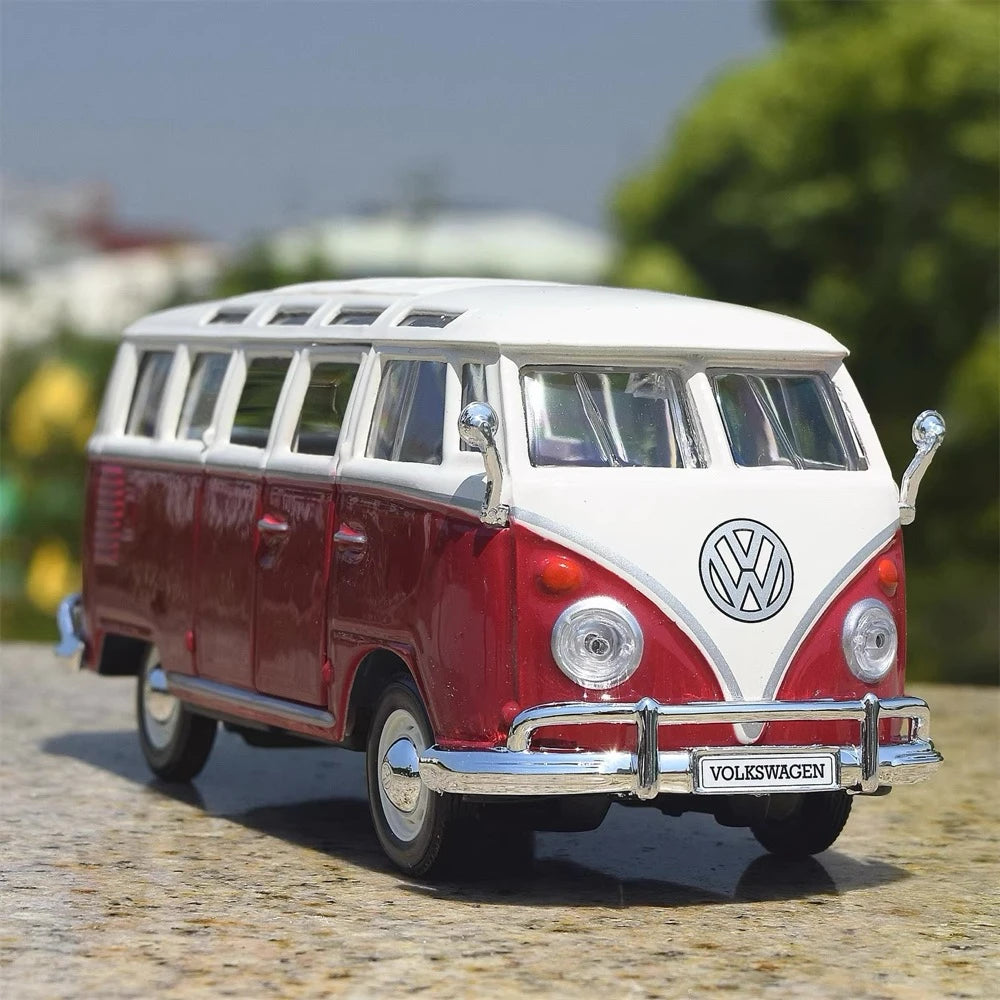 [Maisto] 1:24 Volkswagen 1962 T1 Microbus Red Model Car Die-Cast