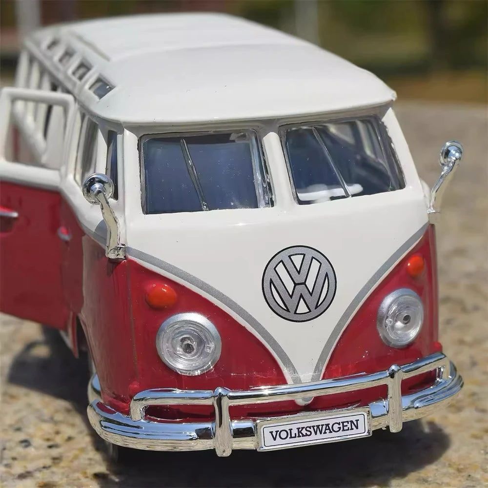 [Maisto] 1:24 Volkswagen 1962 T1 Microbus Red Model Car Die-Cast