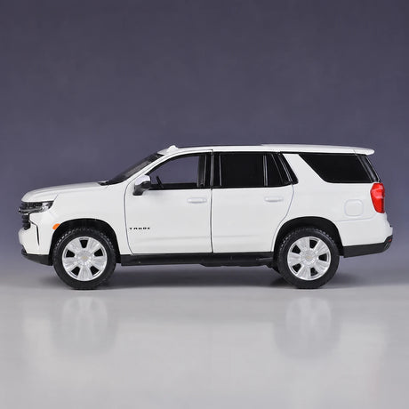 [Maisto] 1:24 Chevrolet 2021 Tahoe White Model Car Die-Cast