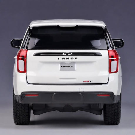 [Maisto] 1:24 Chevrolet 2021 Tahoe White Model Car Die-Cast