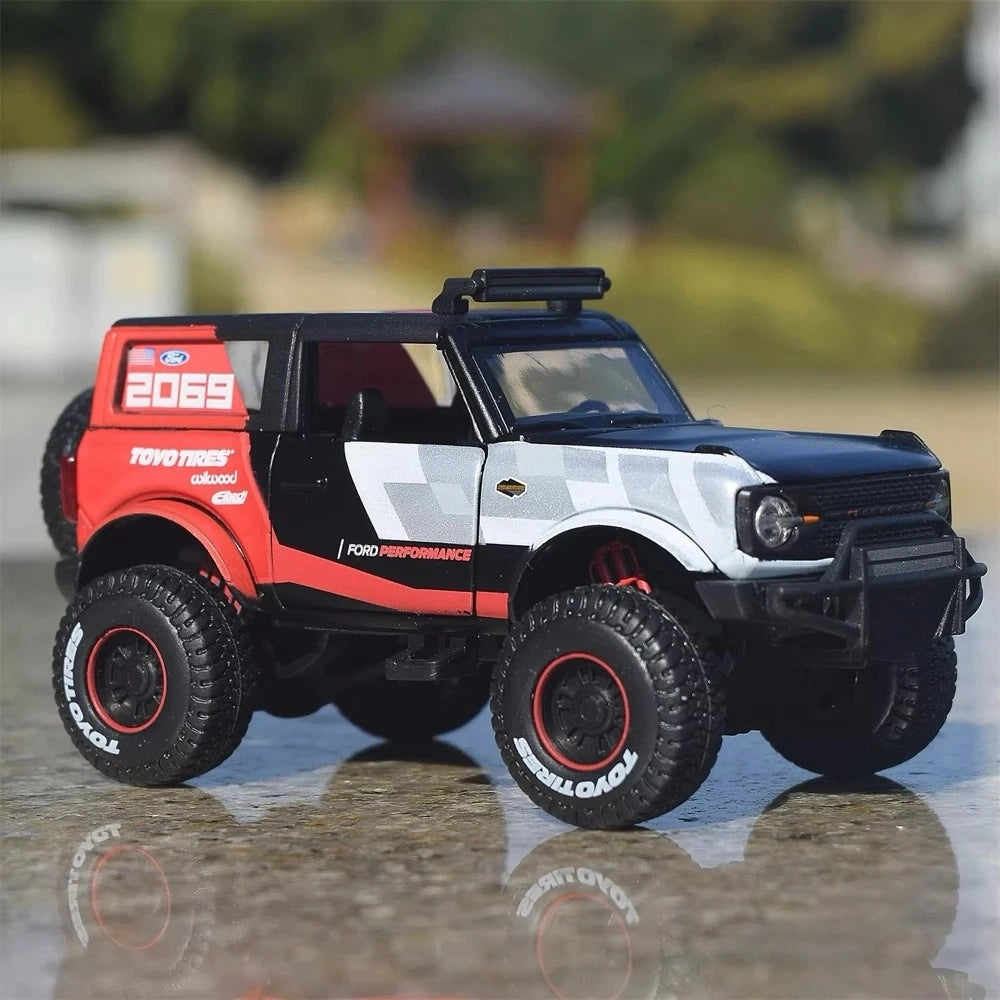 [Maisto] 1:40 Ford 2021 Bronco Modified Black Model Car Die-Cast
