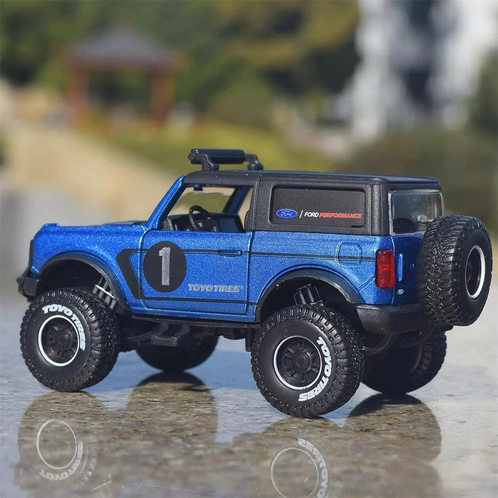 [Maisto] 1:40 Ford 2021 Bronco Modified Blue Model Car Die-Cast