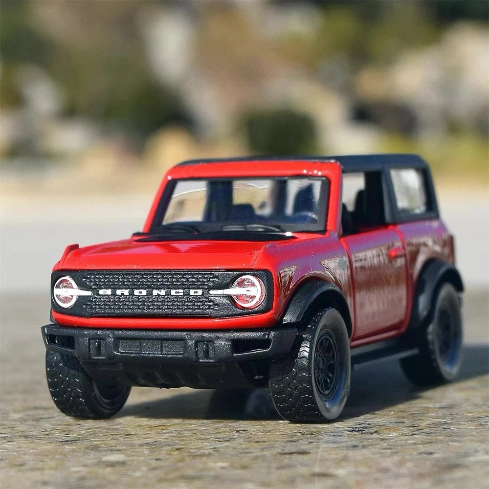 [Maisto] 1:40 Ford 2021 Bronco Red Model Car Die-Cast
