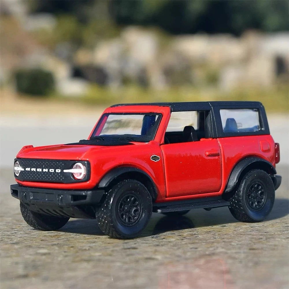 [Maisto] 1:40 Ford 2021 Bronco Red Model Car Die-Cast