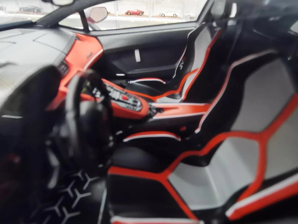 [Make Up] 1:18 Lamborghini 2018 Aventador SVJ 63 Gray Model Car Resin