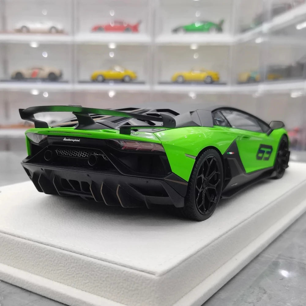 [Make Up] 1:18 Lamborghini 2018 Aventador SVJ 63 Green Model Car Resin
