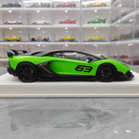 [Make Up] 1:18 Lamborghini 2018 Aventador SVJ 63 Green Model Car Resin