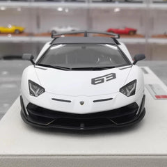 [Make Up] 1:18 Lamborghini 2018 Aventador SVJ 63 White Model Car Resin