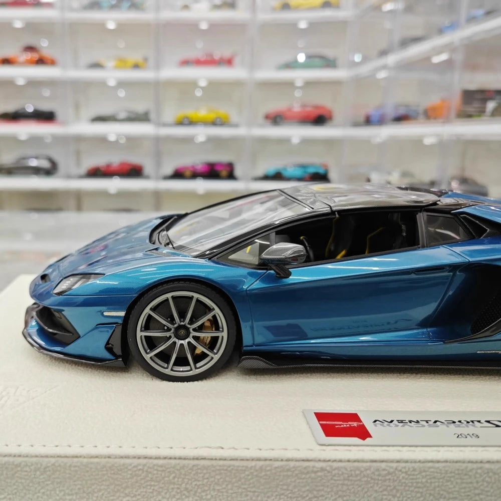 [Make Up] 1:18 Lamborghini 2019 Aventador SVJ Roadster Cyan Model Car Resin