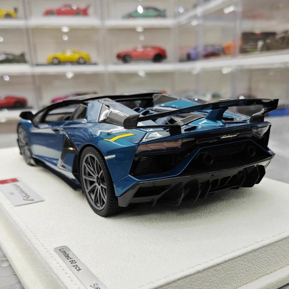 [Make Up] 1:18 Lamborghini 2019 Aventador SVJ Roadster Cyan Model Car Resin