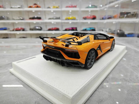 [Make Up] 1:18 Lamborghini 2019 Aventador SVJ Roadster Orange Model Car Resin