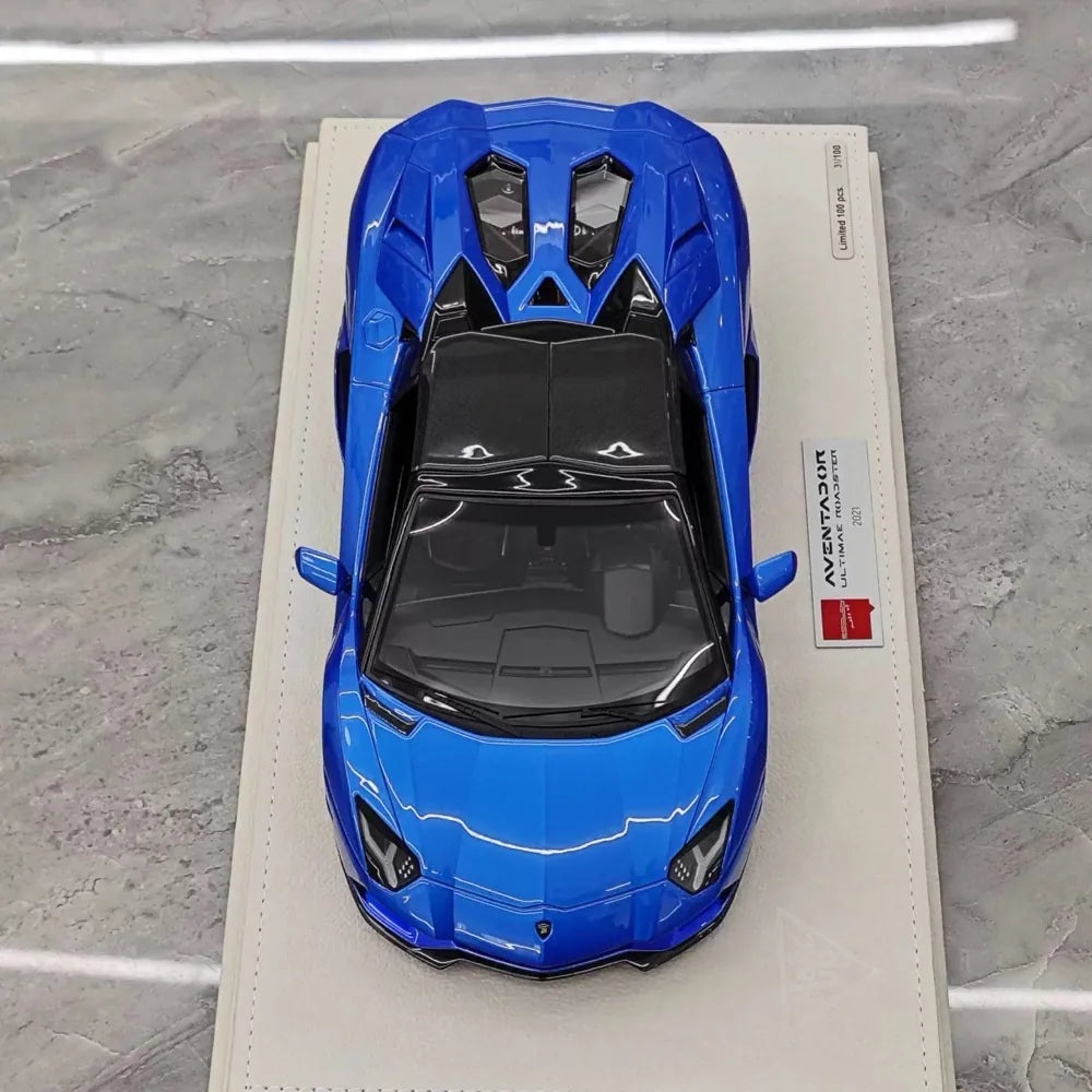 [Make Up] 1:18 Lamborghini 2021 Aventador LP780-4 Ultimae Roadster Blue Model Car Resin