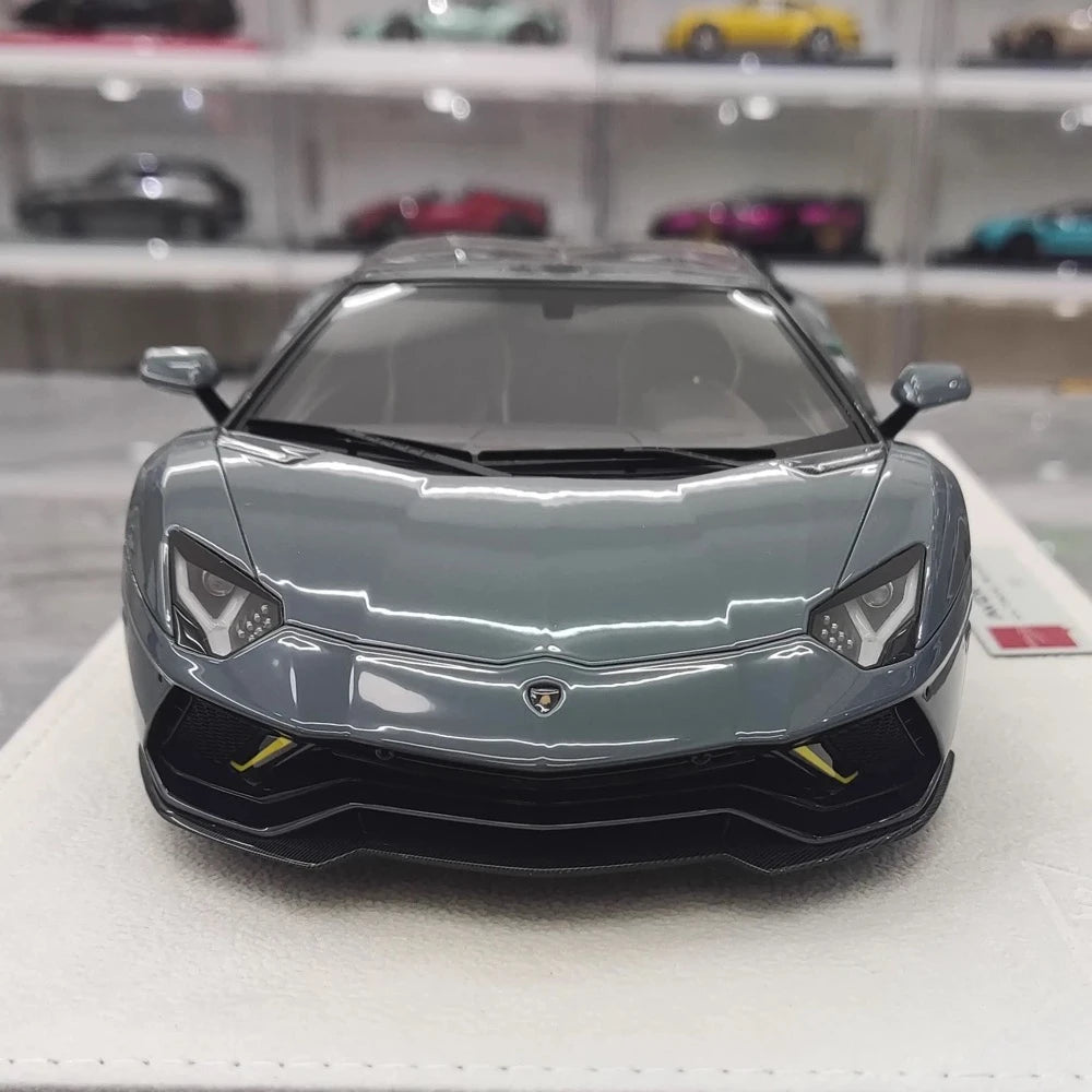[Make Up] 1:18 Lamborghini 2021 Aventador LP780-4 Ultimae Roadster Gray Model Car Resin