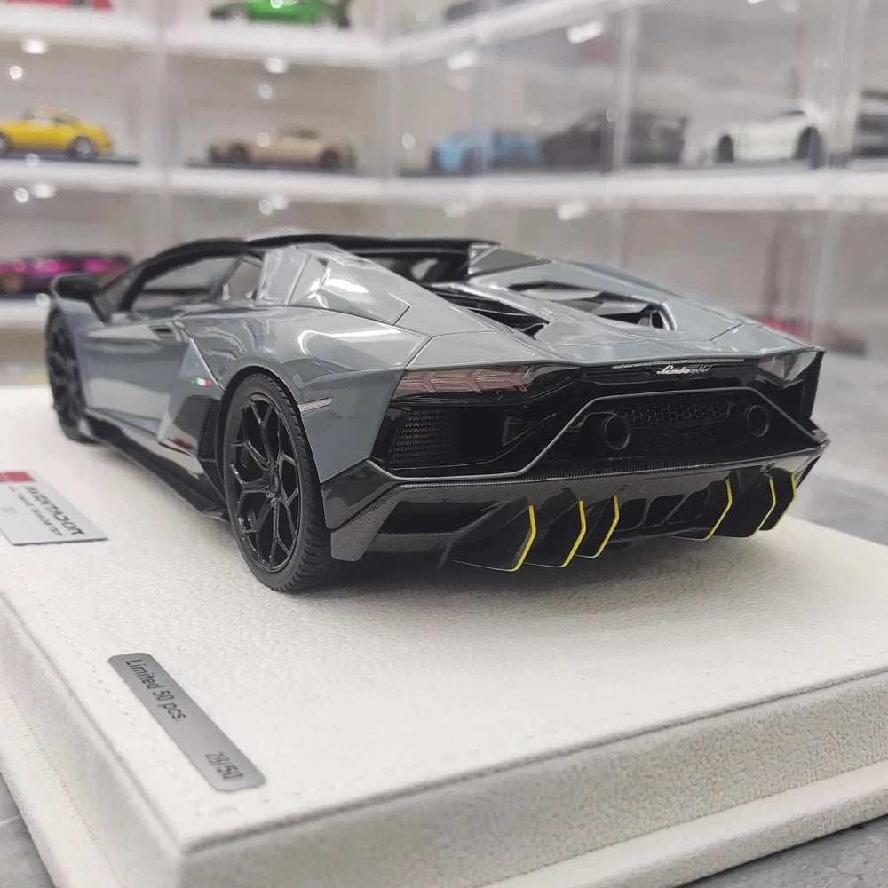 [Make Up] 1:18 Lamborghini 2021 Aventador LP780-4 Ultimae Roadster Gray Model Car Resin