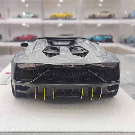[Make Up] 1:18 Lamborghini 2021 Aventador LP780-4 Ultimae Roadster Gray Model Car Resin