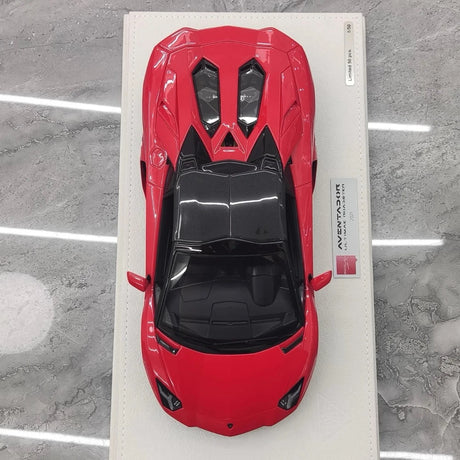 [Make Up] 1:18 Lamborghini 2021 Aventador LP780-4 Ultimae Roadster Red Model Car Resin