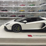[Make Up] 1:18 Lamborghini 2021 Aventador LP780-4 Ultimae Roadster White Model Car Resin