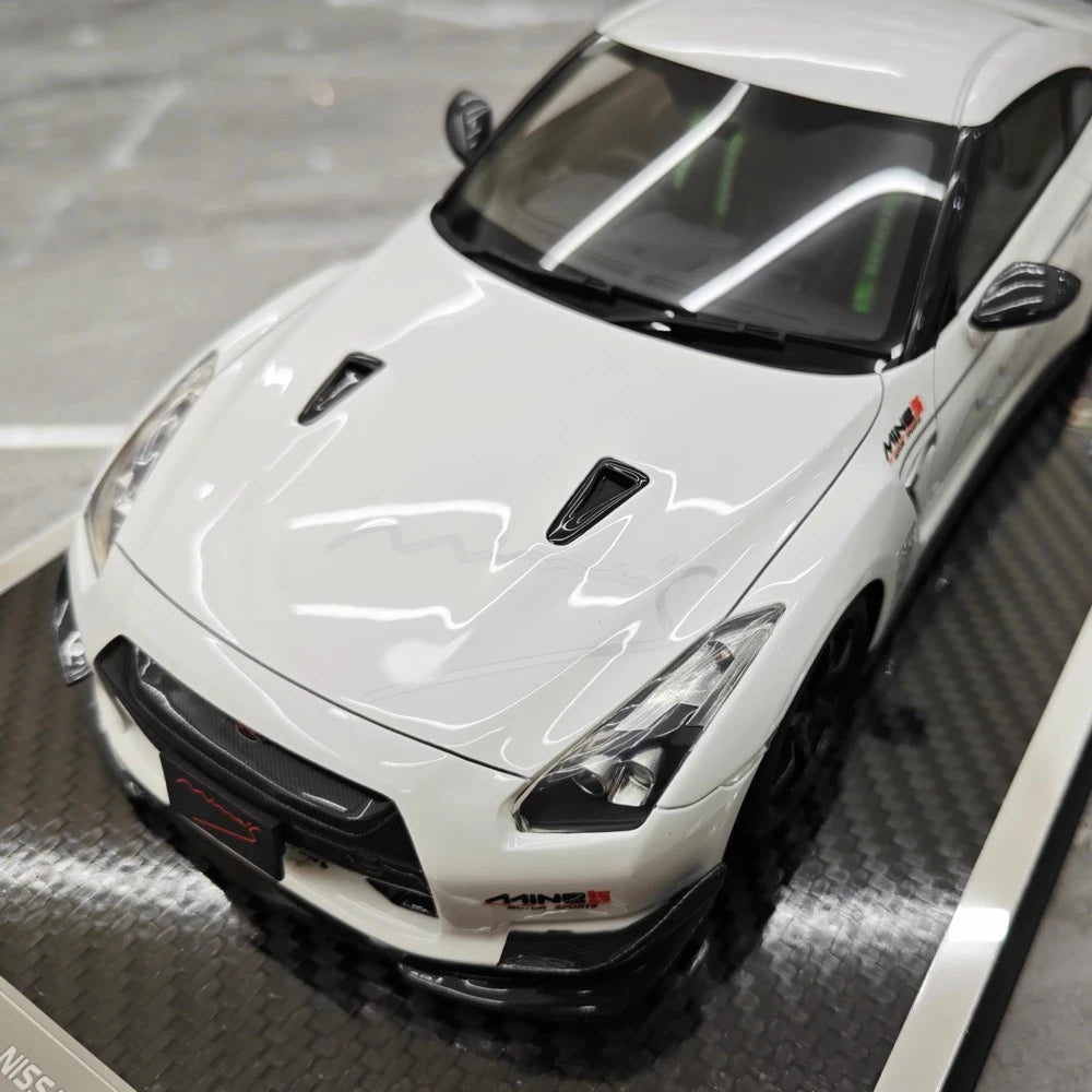 [Make Up] 1:18 Nissan 2007 GT-R R35 Mine's White Model Car Resin