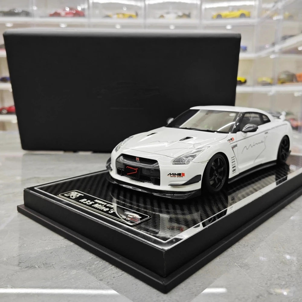 [Make Up] 1:18 Nissan 2007 GT-R R35 Mine's White Model Car Resin