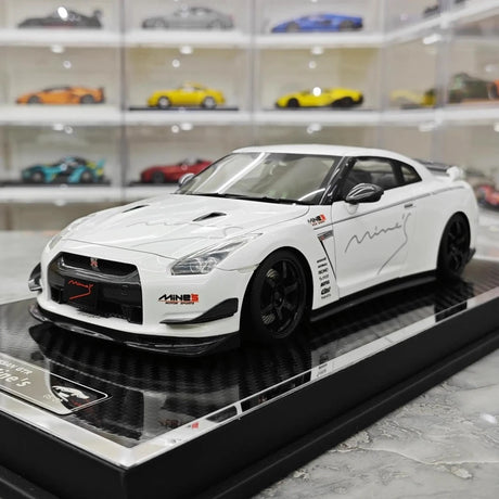 [Make Up] 1:18 Nissan 2007 GT-R R35 Mine's White Model Car Resin