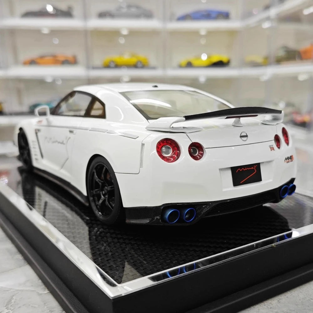 [Make Up] 1:18 Nissan 2007 GT-R R35 Mine's White Model Car Resin