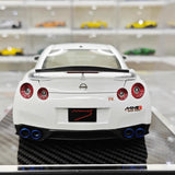 [Make Up] 1:18 Nissan 2007 GT-R R35 Mine's White Model Car Resin