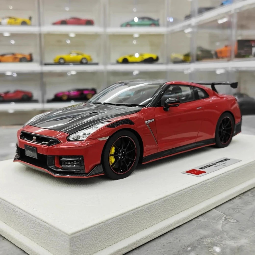 [Make Up] 1:18 Nissan 2022 GT-R R35 Nismo Red Model Car Resin