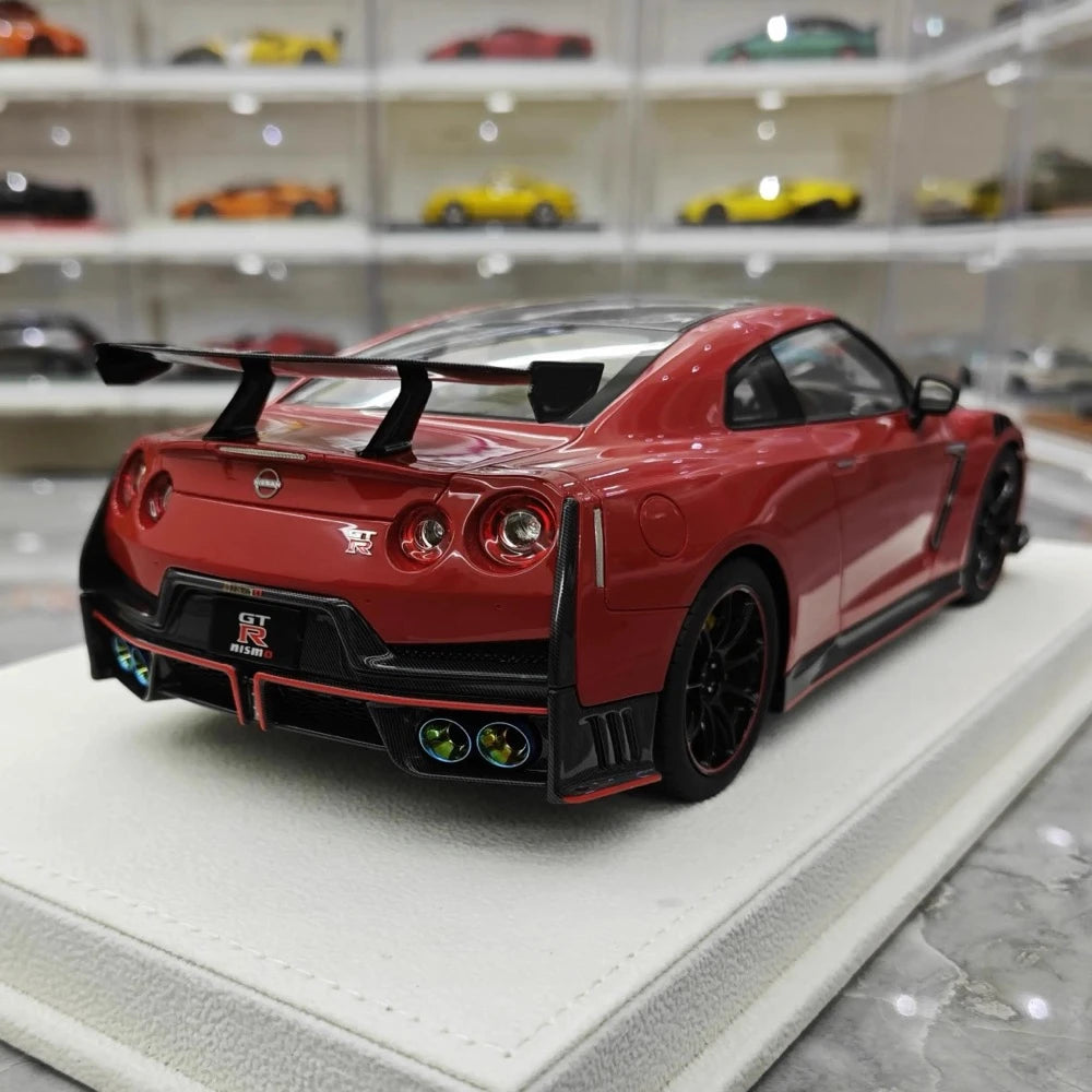 [Make Up] 1:18 Nissan 2022 GT-R R35 Nismo Red Model Car Resin