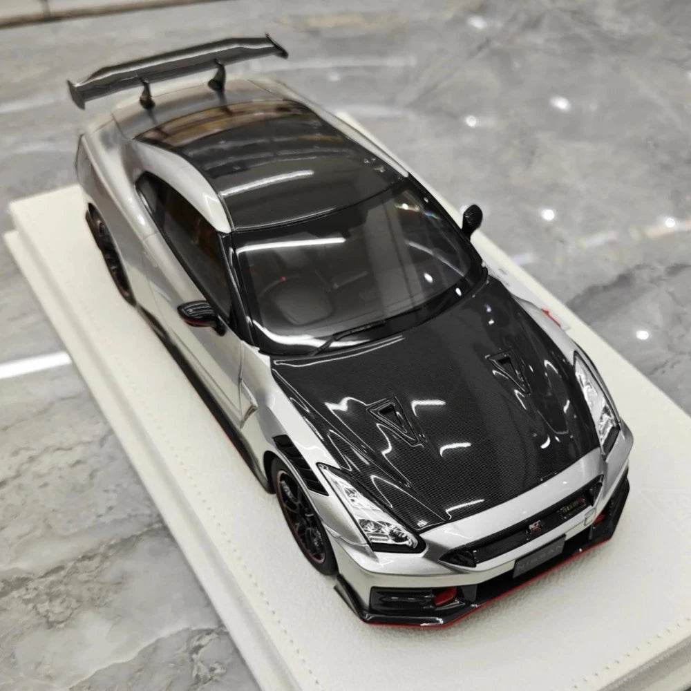 [Make Up] 1:18 Nissan 2024 GT-R R35 Nismo Silver Model Car Resin