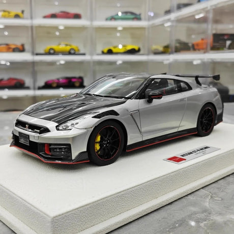 [Make Up] 1:18 Nissan 2024 GT-R R35 Nismo Silver Model Car Resin