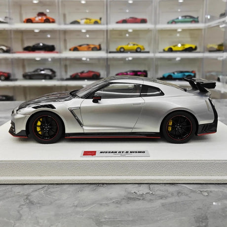 [Make Up] 1:18 Nissan 2024 GT-R R35 Nismo Silver Model Car Resin