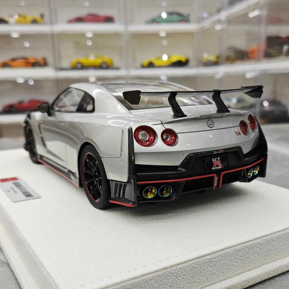 [Make Up] 1:18 Nissan 2024 GT-R R35 Nismo argento modellino di auto resina